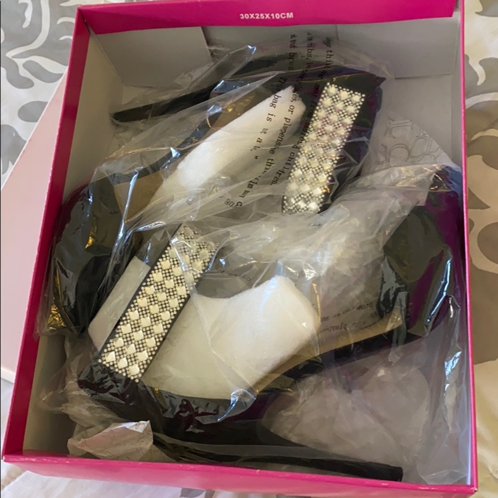 Chinese Laundry heels